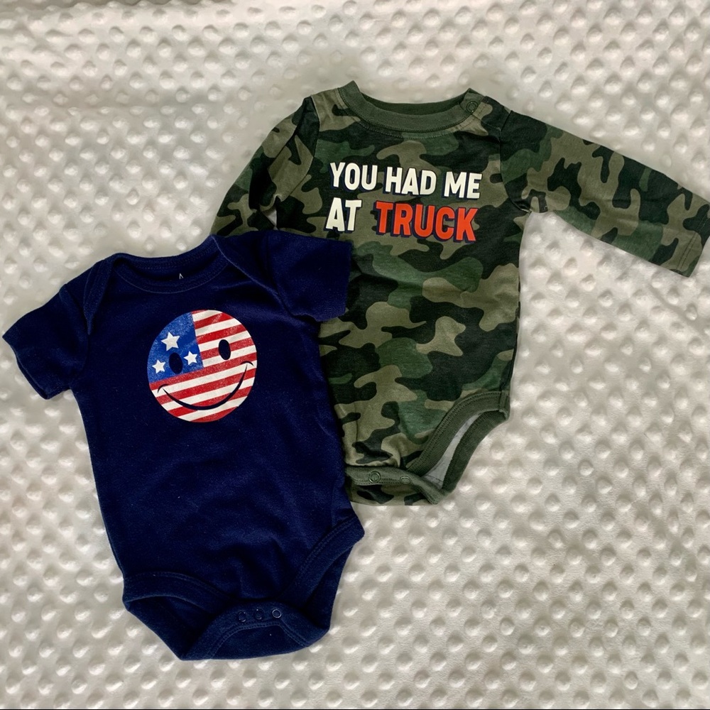 American Boy Onesie Set (2) Size 0-3m